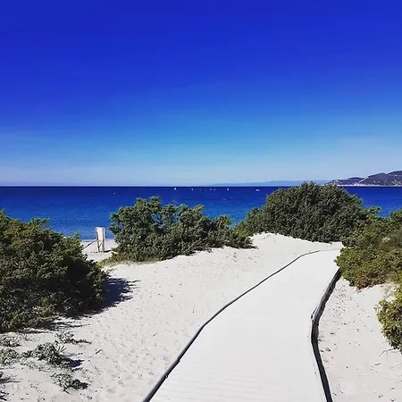 100mt From Campulongu With Sea View Сasa de vacaciones *