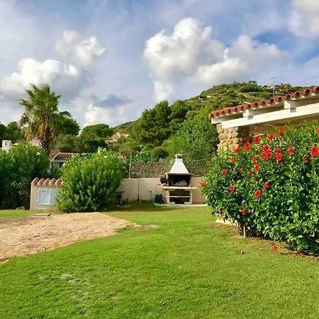 Сasa de vacaciones 100mt From Campulongu With Sea View Villasimius