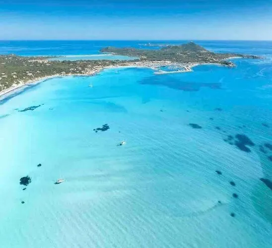 بيت للعطل 100mt From Campulongu With Sea View *