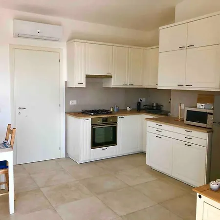 Holiday home 100mt From Campulongu With Sea View *