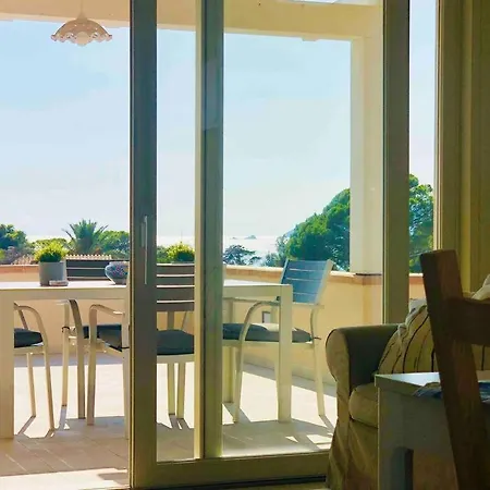 Holiday home 100mt From Campulongu With Sea View